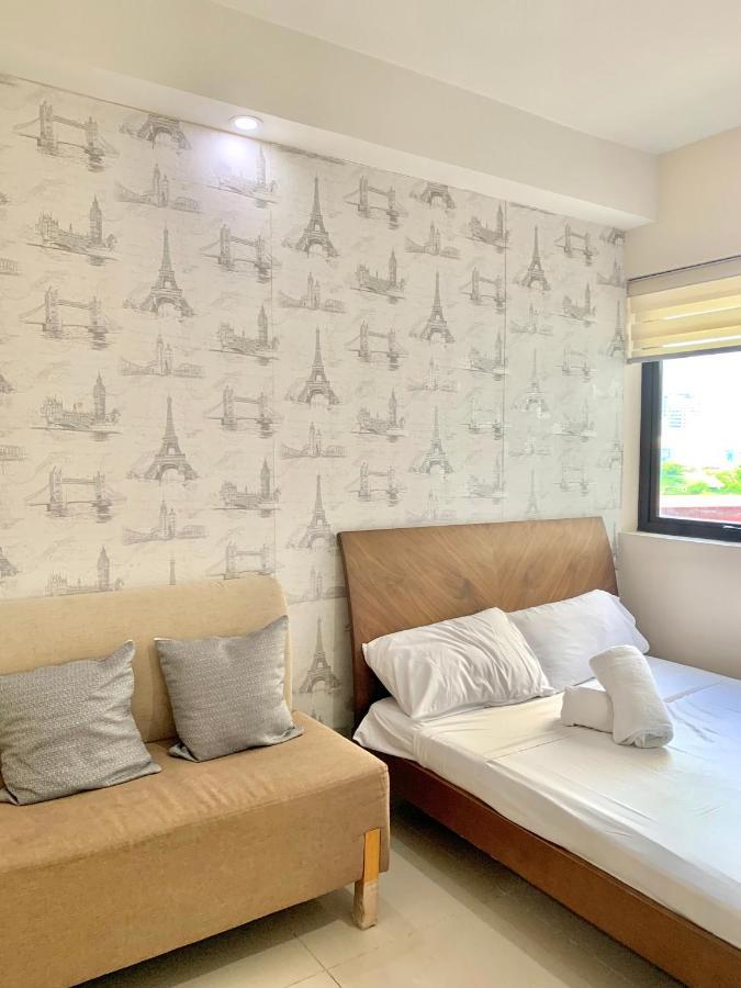 The Persimmon Studios Near Ayala And Sm City Cebu Esterno foto