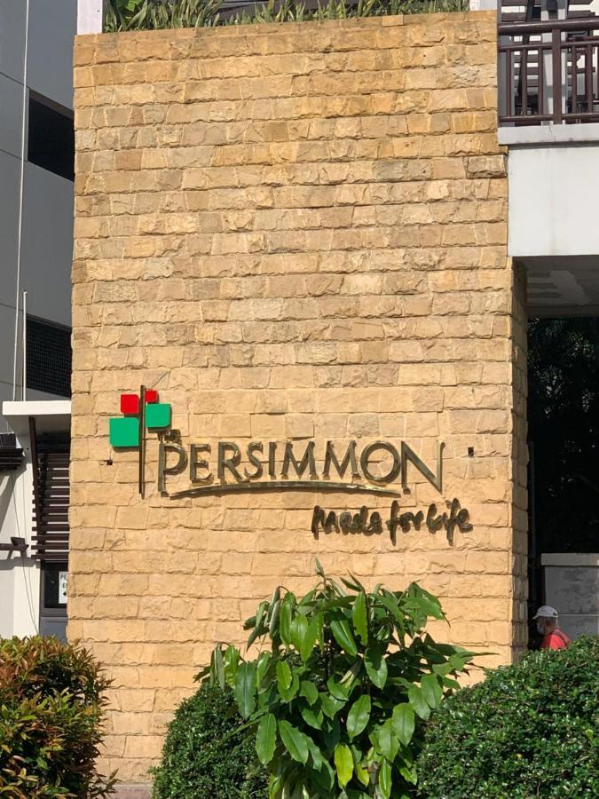 The Persimmon Studios Near Ayala And Sm City Cebu Esterno foto