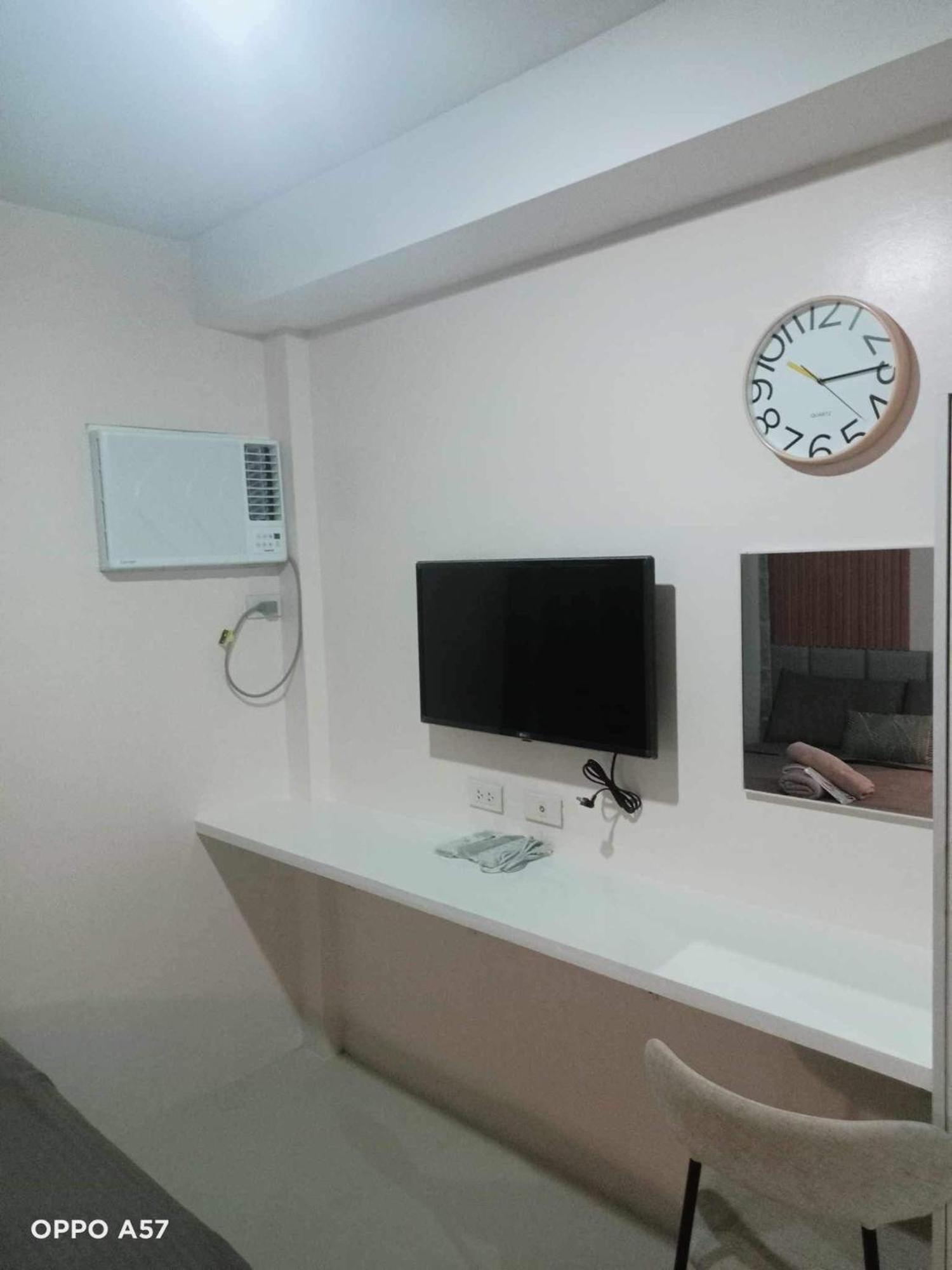 The Persimmon Studios Near Ayala And Sm City Cebu Camera foto
